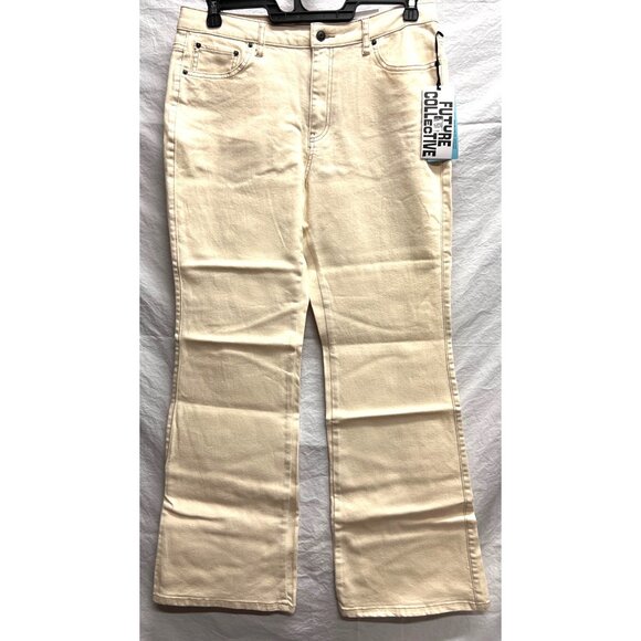 New Future Collective Women's Size 12 Cream Denim Flare Leg High Rise Jeans - Picture 1 of 3